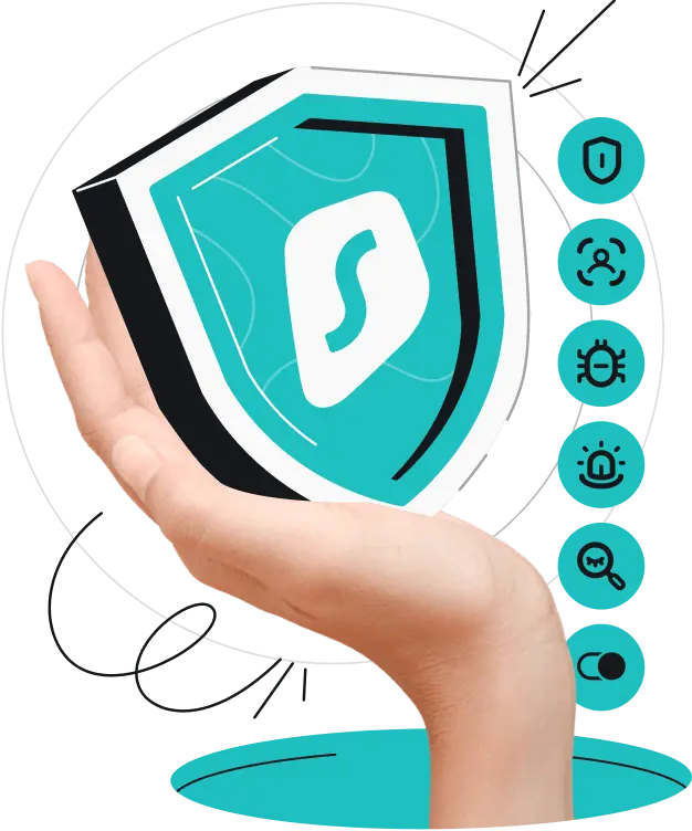 Surfshark 로고가 있는 청록색 방패를 들고 있는 손입니다.